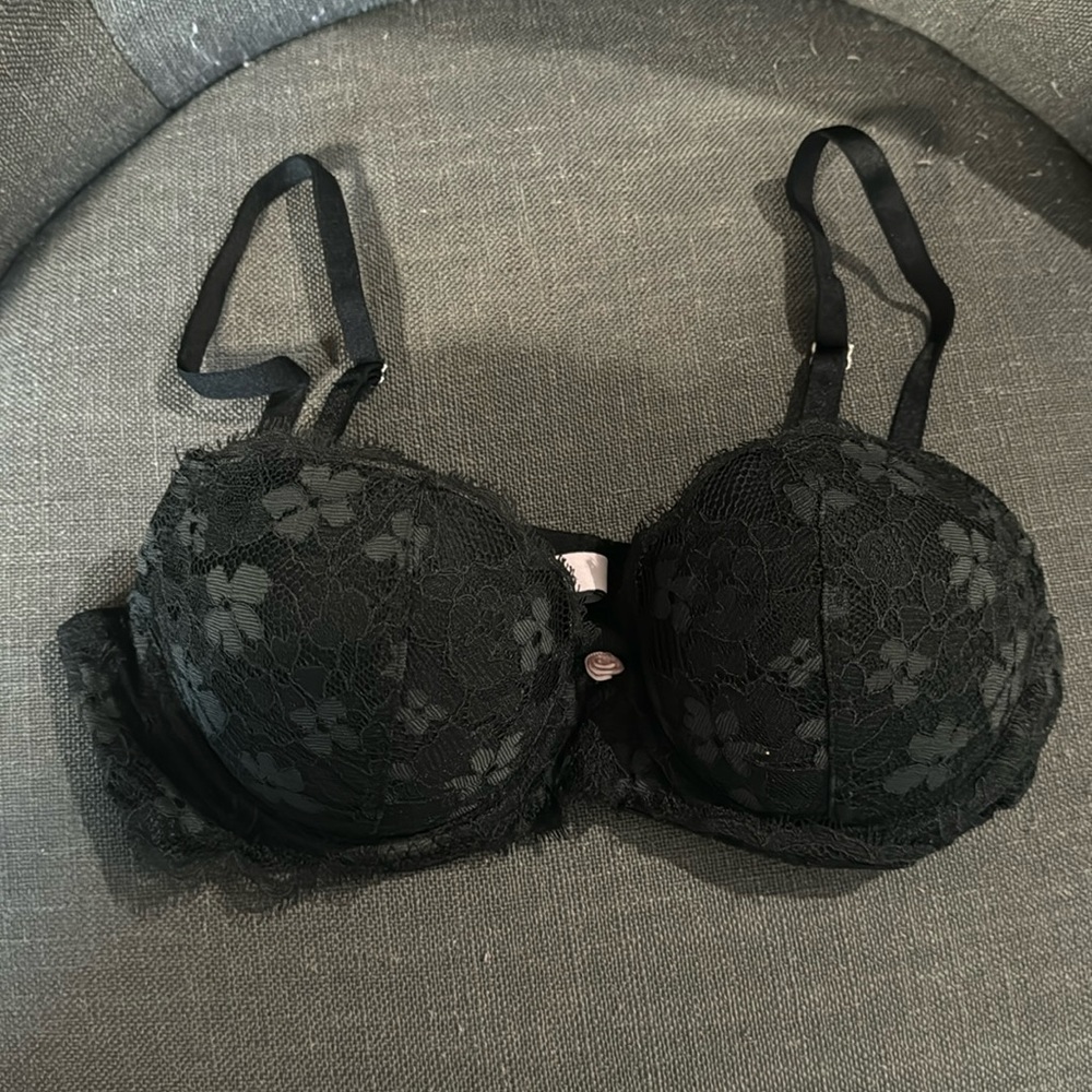 Victoria’s Secret Dream Angels Demi Bra 32C
